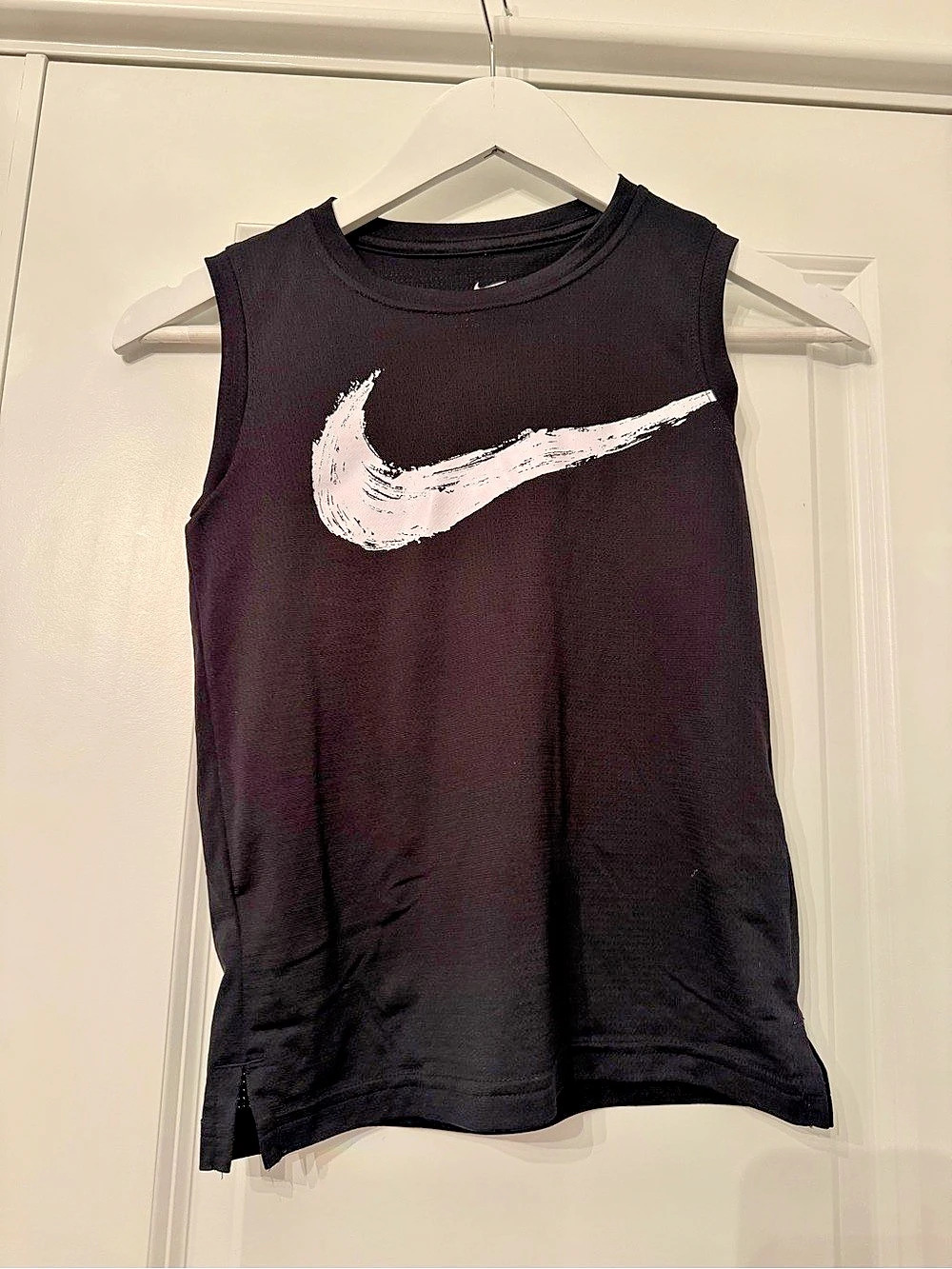 Nike Boys Dri-FIT Muscle Tee Black & White | S
